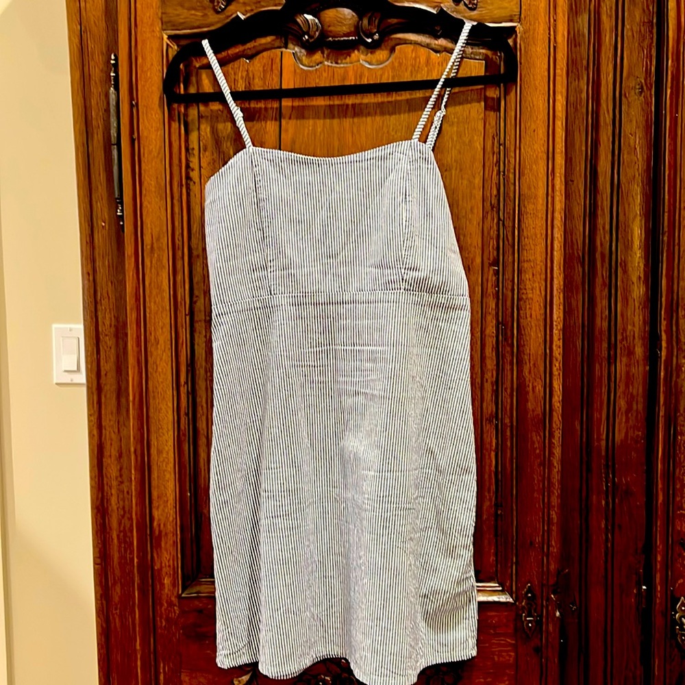 Striped Brandy Melville dress 🌟